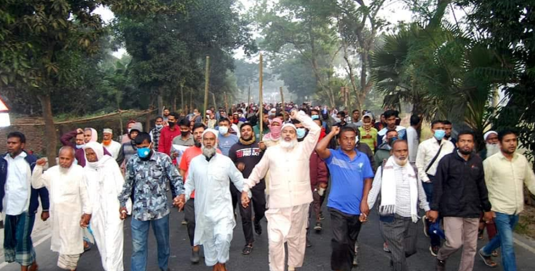 জামায়াতের ডাকা ৪৮ ঘন্টা অবরোধের সমর্থনে বগুড়ায় বিক্ষোভ মিছিল
