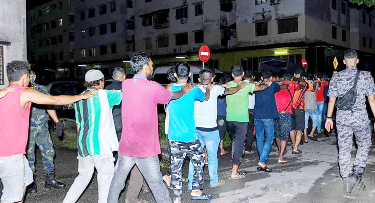 মালয়েশিয়ায় বাংলাদেশিসহ আটক ৫৬০